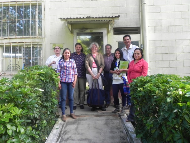 Representantes del Banco de Germoplasma del CIMMYT en el ICTA